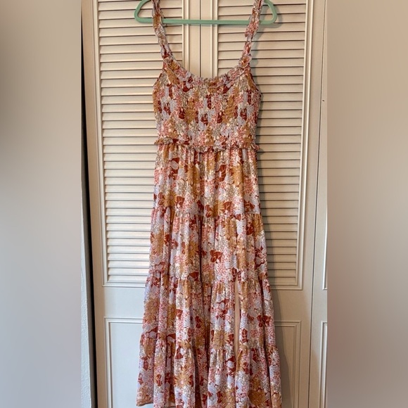 Astr Floral Print Maxi Smocked Dress in Pink and Brown Size M - Picture 2 of 12